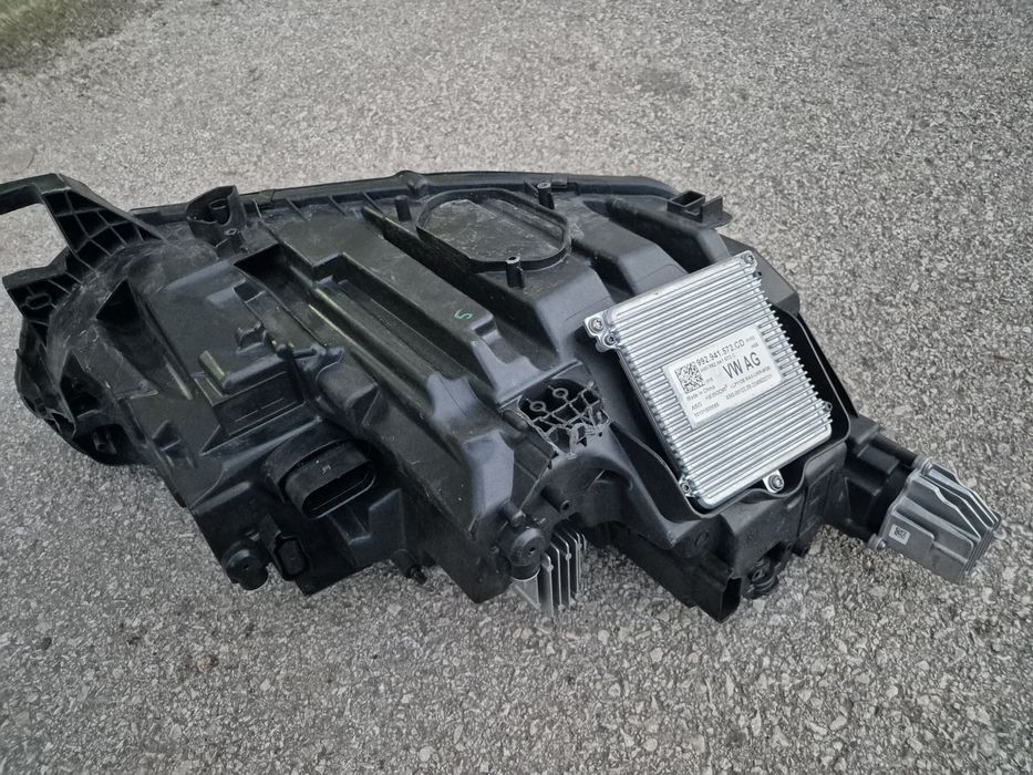 Ляв фар Шкода Октавия IV лед фар Skoda Octavia 4