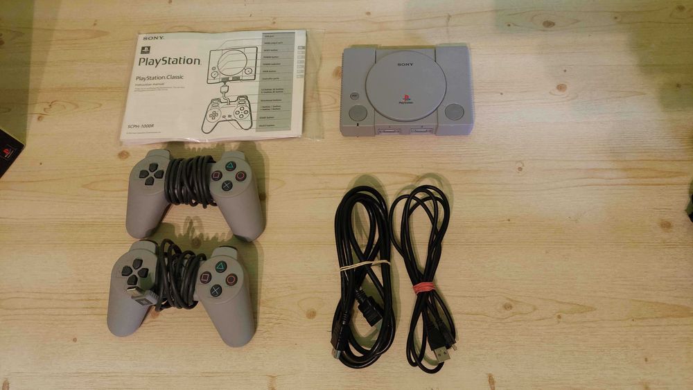 Playstation Classic mini + Nintendo Wii