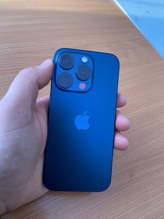 Продам iPhone 15 Pro 256 GB