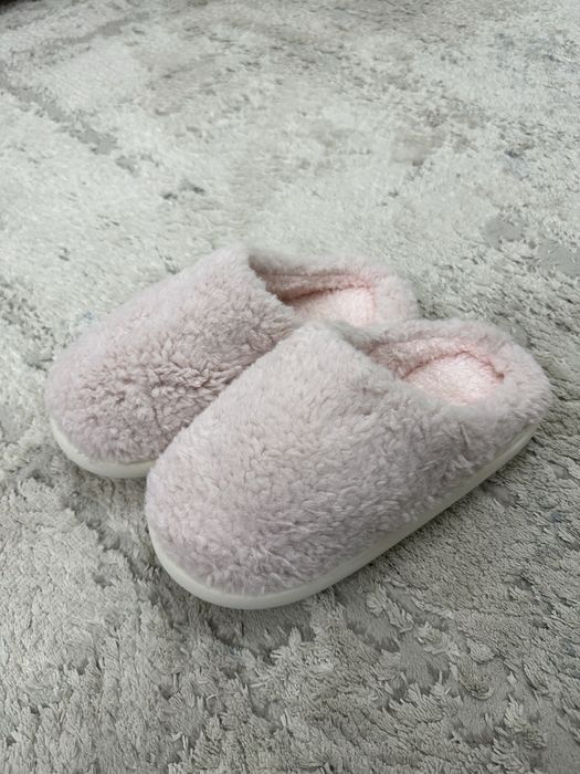 Домашние тапочки розовые