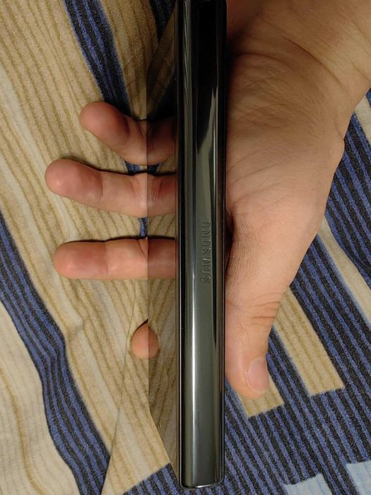 Samsung Galaxy Fold3 5G 512GB 12GB RAM