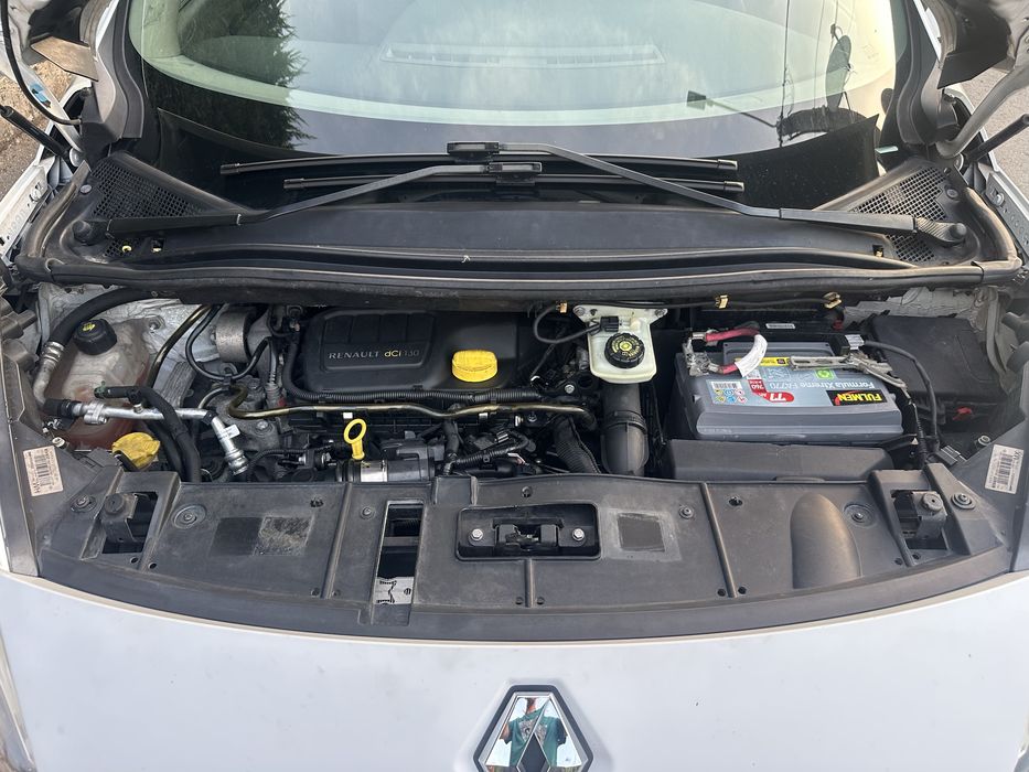 Renault grand scenic 1.6 2013 7 locuri