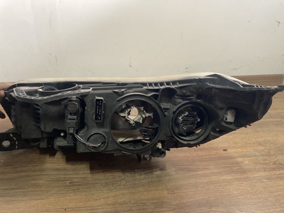 Десен фар за Citroen C5 / Ситроен Ц5 2009г