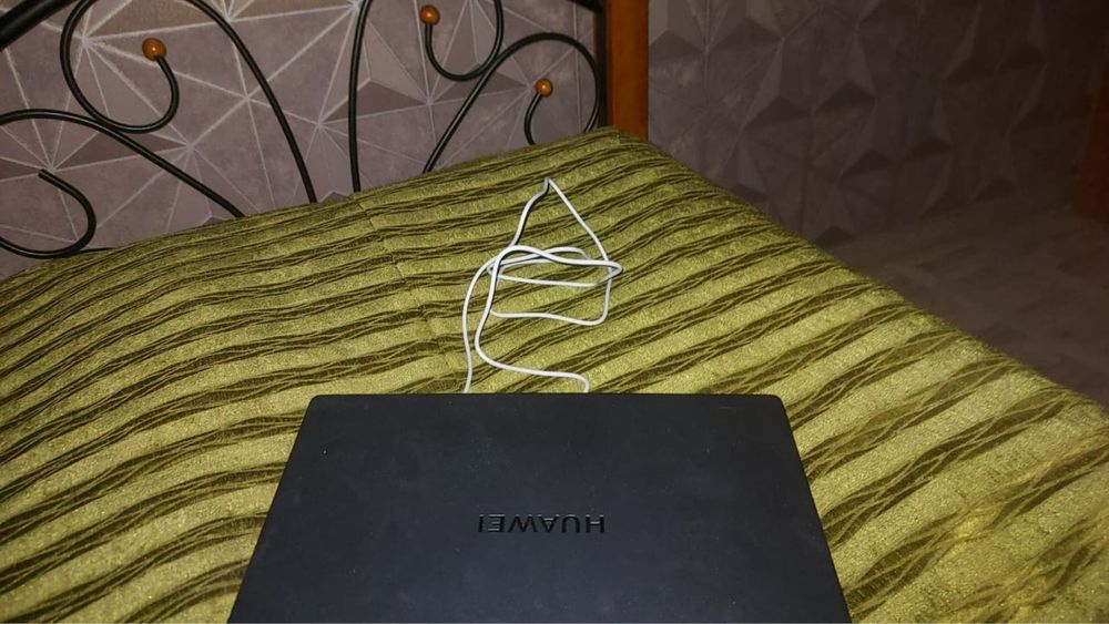 Продается Ноутбук Huawei Matebook d16