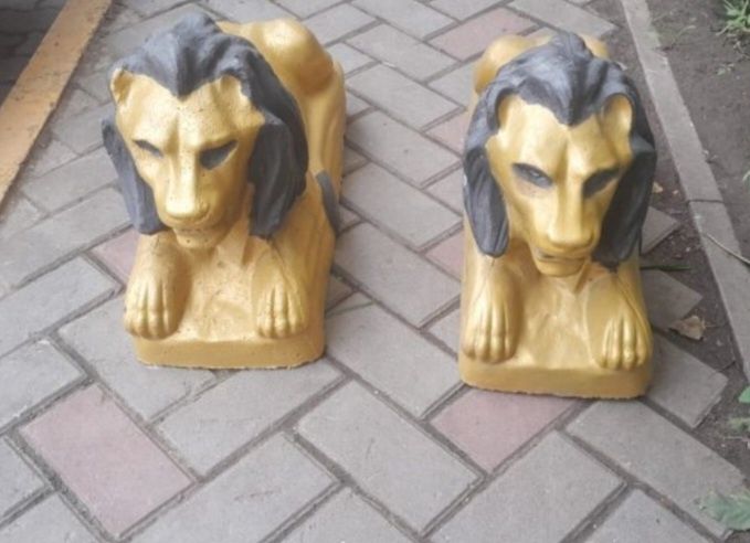 Продам фигуры львов