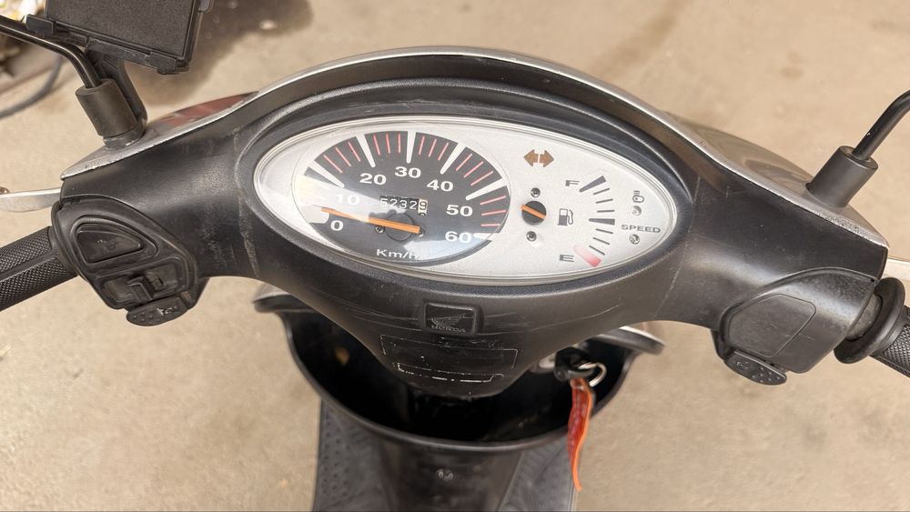 Продам мопед Honda dio af56