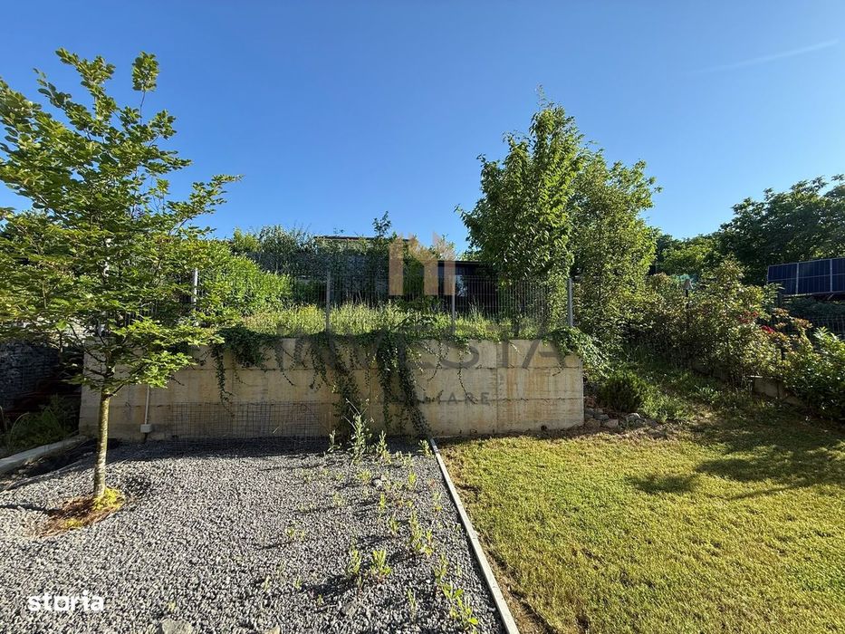 Casa moderna cu terasa panoramica de 40 mp, zona Voronet, Iris
