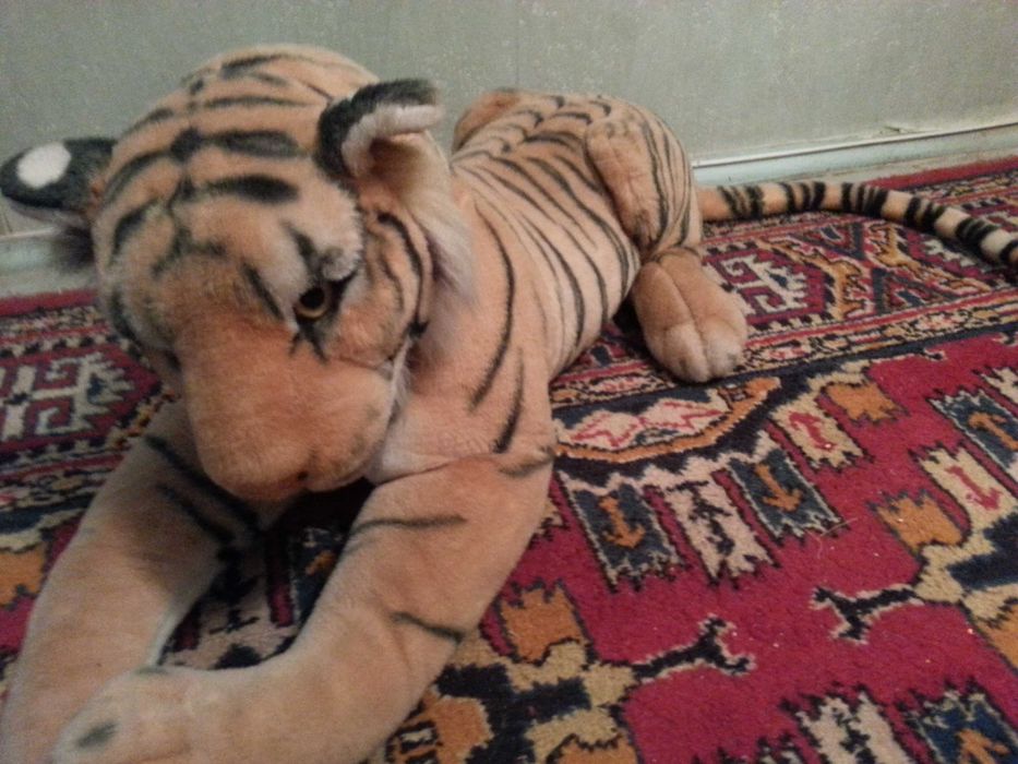 Тигр мягкая большая игрушка  б.у в хорошем состоянии