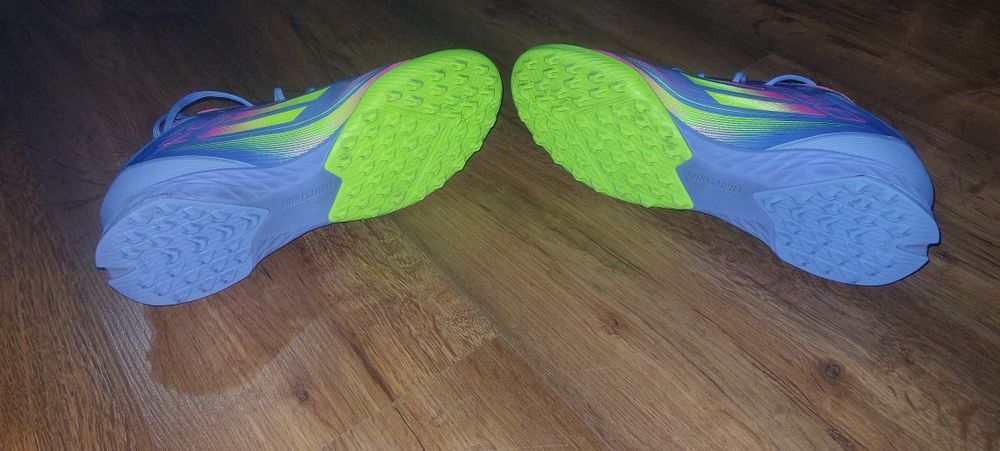 Професионални Adidas f50 (turf boots) стоножки  43 1/3