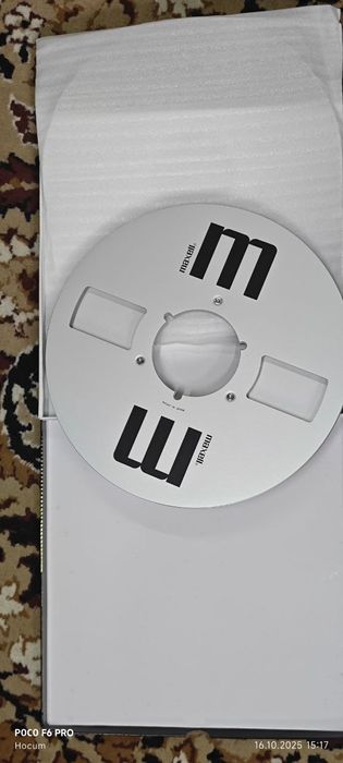 Новая катушка MAXELL 7'
