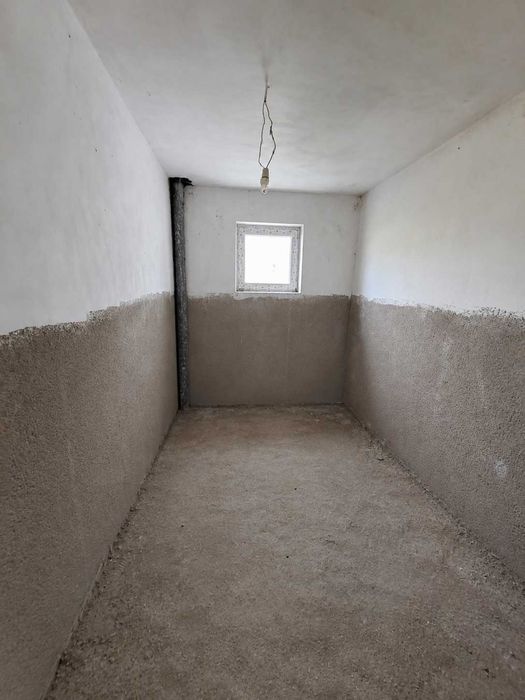 Casă P+E+M de vanzare – Suseni, Argeș