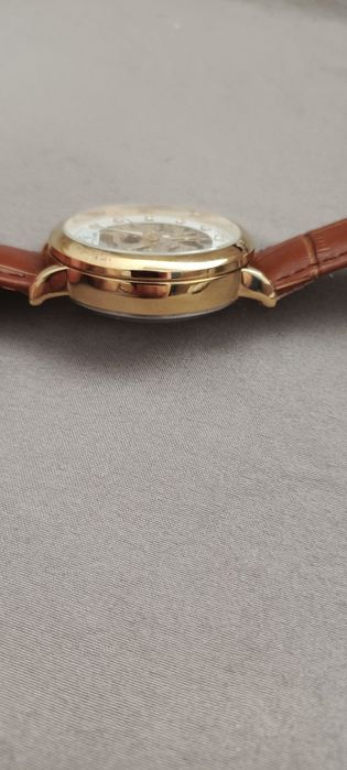 Механические часы TEVISE