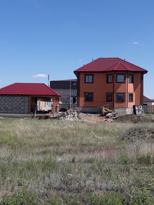 продам коттедж м-н Уркер