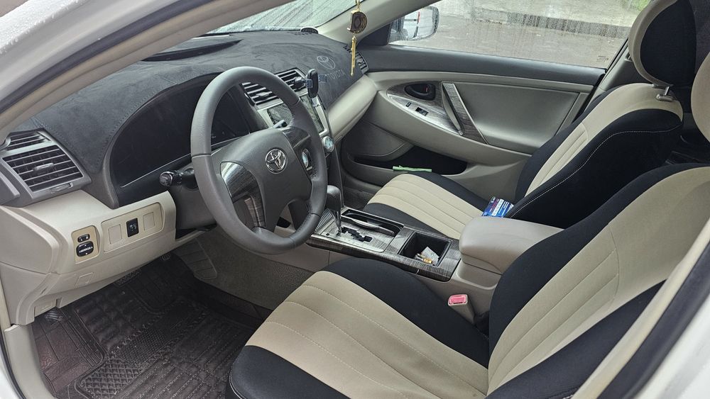 Sotiladi Toyota camry 2008  probeg  305000