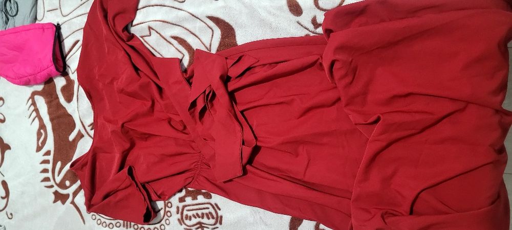 Платья вечерние7шт разные