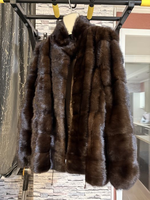 Продам норковую шубу