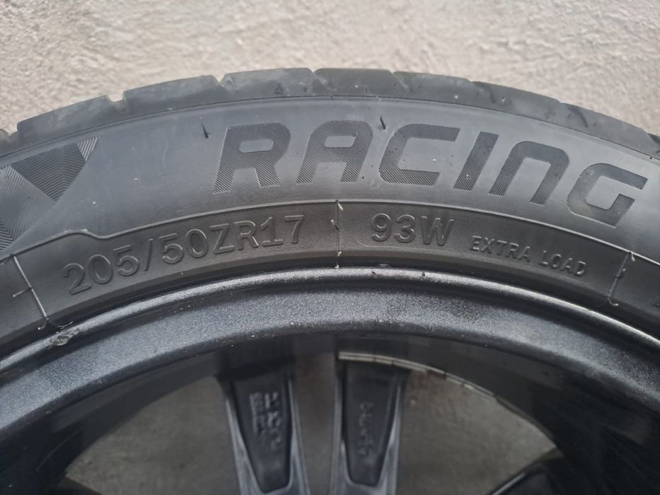 Диски с шинами 205/50/R17