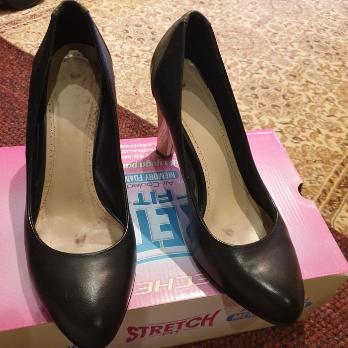 Продам туфли 39 размер