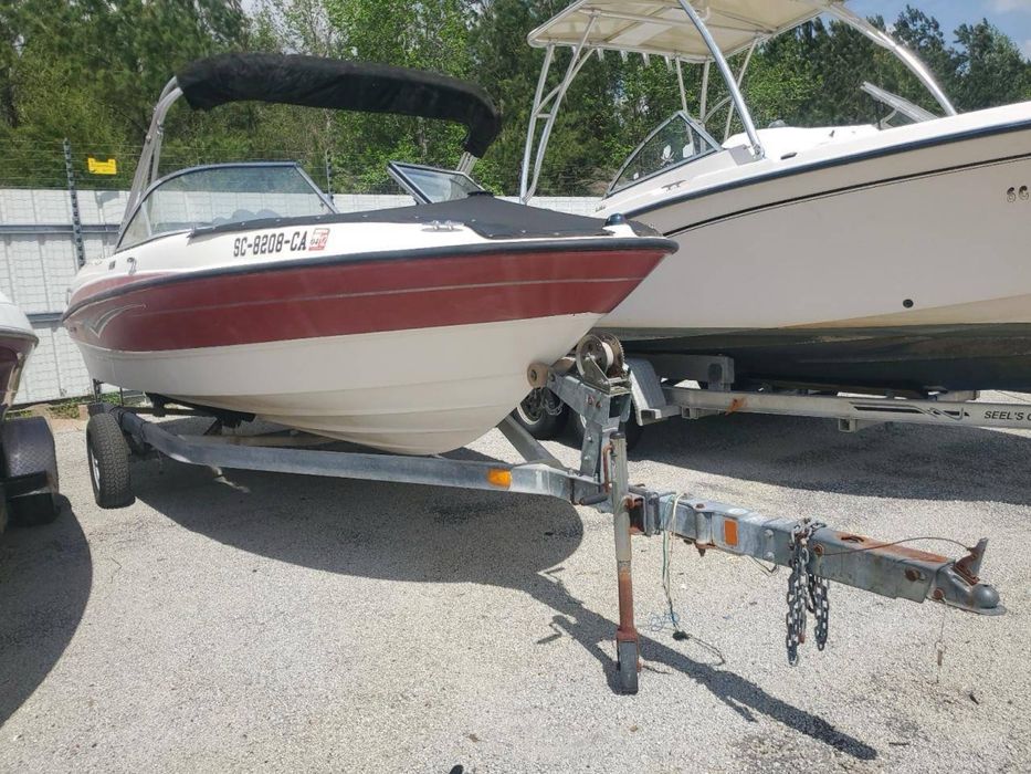 Катер Byliner 2009 года