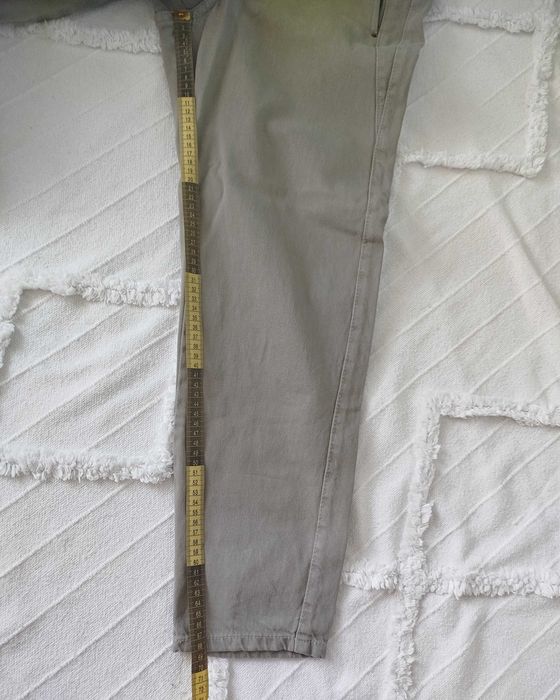 Продавам дамски сиво-зелени дънки