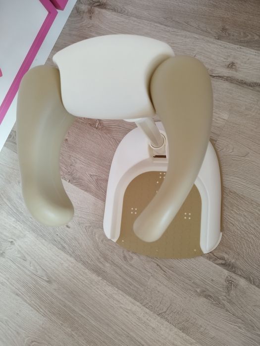 НОВА Регулируема стойка за къпане за бебета
eMAG
 +1