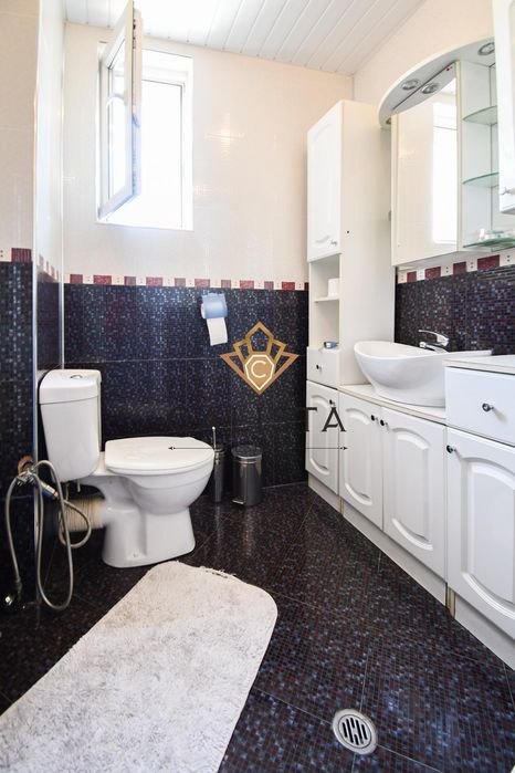 Етаж от къща под наем в ж.к. Обеля, 2130086