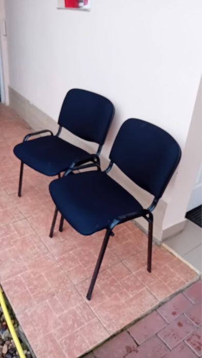 Scaune  , taburet si  birou