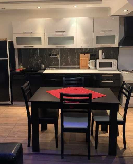 Дава се под наем Тристаен апартамент в Пловдив, Център - 78 кв.м за 249.9 € - Снимка #2