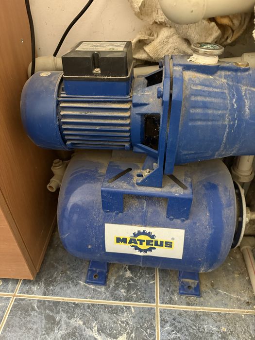 насос водяной Mateus , Италия