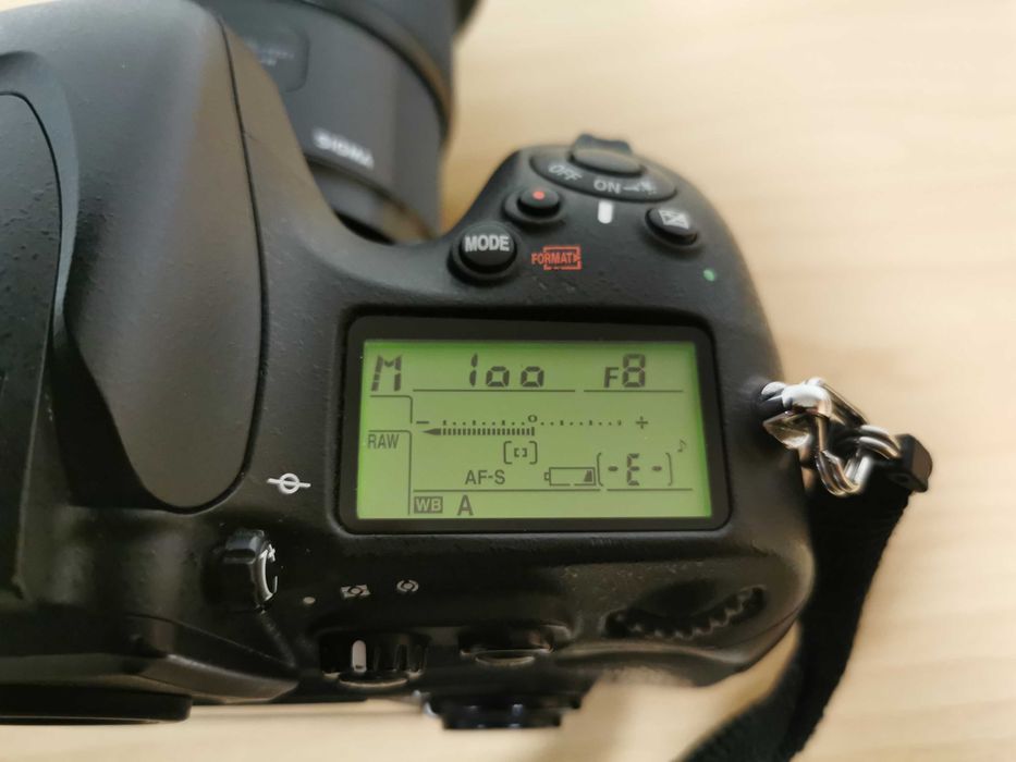 Nikon D800 професионален фотоапарат с 36.3MP Full Frame матрица