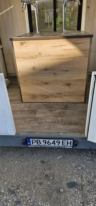 Каравана за бързо хранене