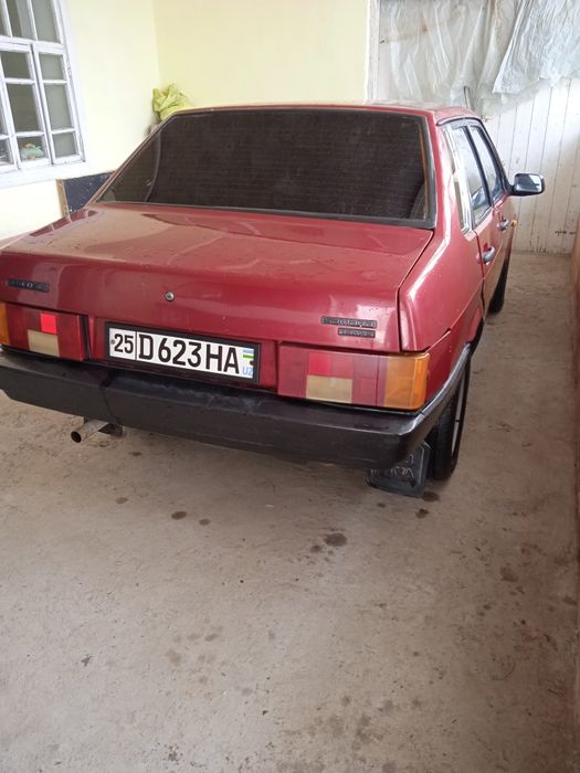 Vaz 21099 moshina hamma ishi qilingan. Harajati yo'q