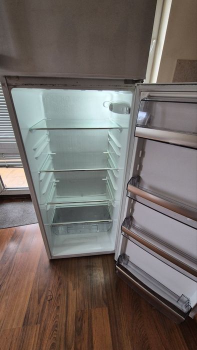 AEG хладилник с фризер