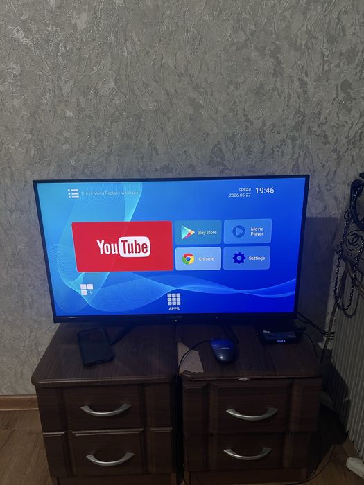 Телевизор и тумба сатылады