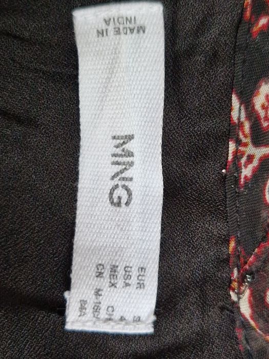 Красива рокля Mango