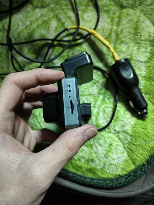 Видеорегистратор с штекером