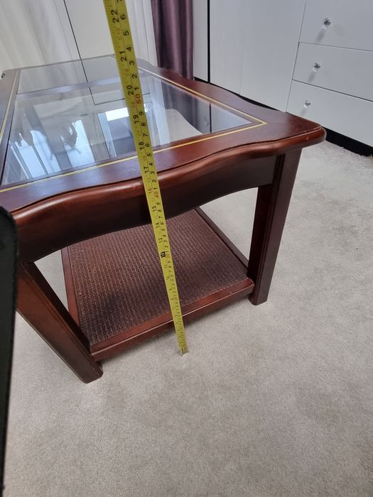 Vand masuta de cafea  pentru sufragerie