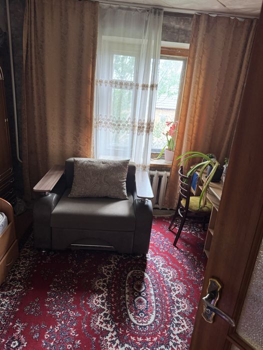 Продам 4х комнатную квартиру.