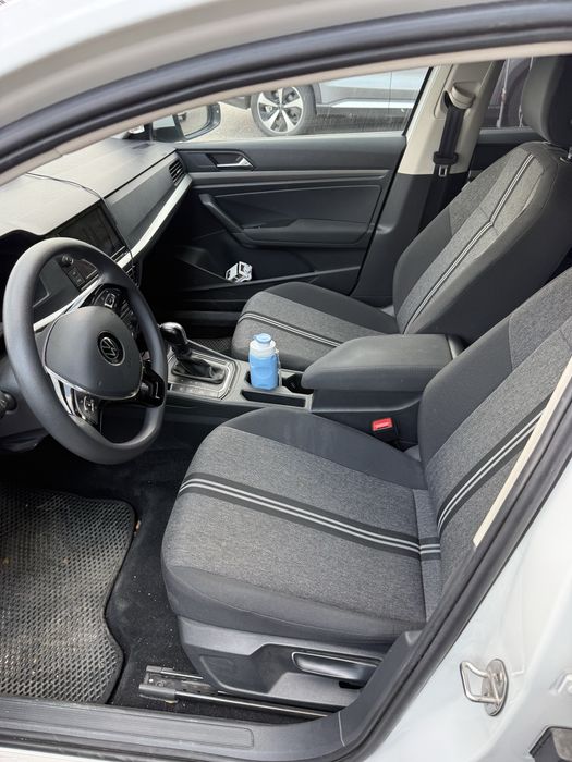 Volkswagen E-Lavida 2021