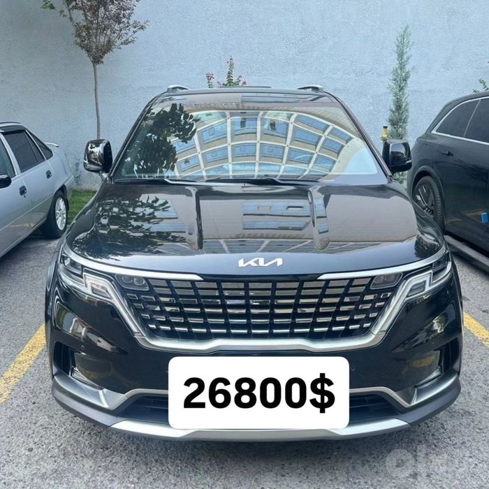 Kia Carnival full