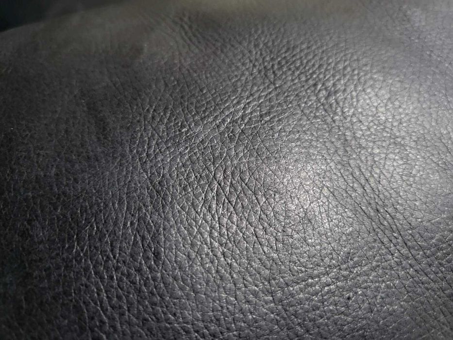 Черно-сив кожен диван тройка "Santino" - телешки бокс