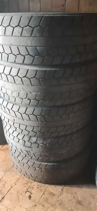 Продам шины на грузовой транспорт