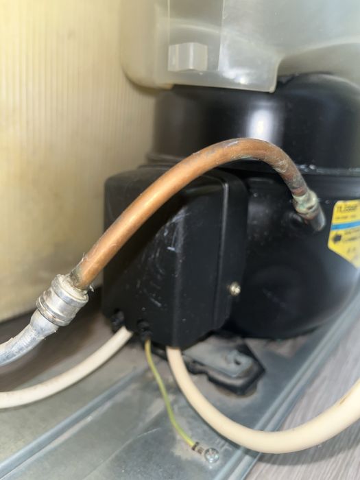 Продам холодильник Stinol