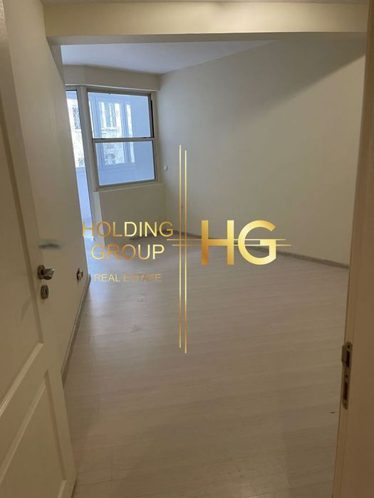 Многостаен в Варна-Спортна зала площ 136  кв.м