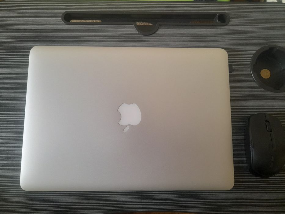 MacBook air 13-inch