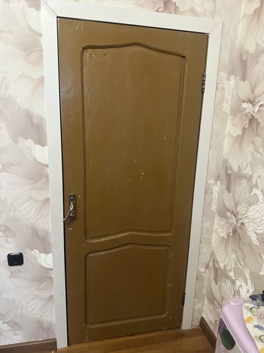 Продам бу дверь хоршым