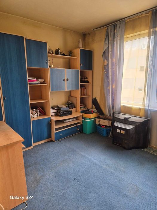 Apartament spatios 4 camere+parcare, Etaj 2, Alesd - 68990 €