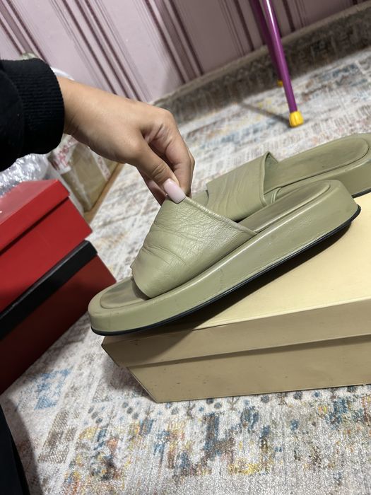 Продам сланцы женские