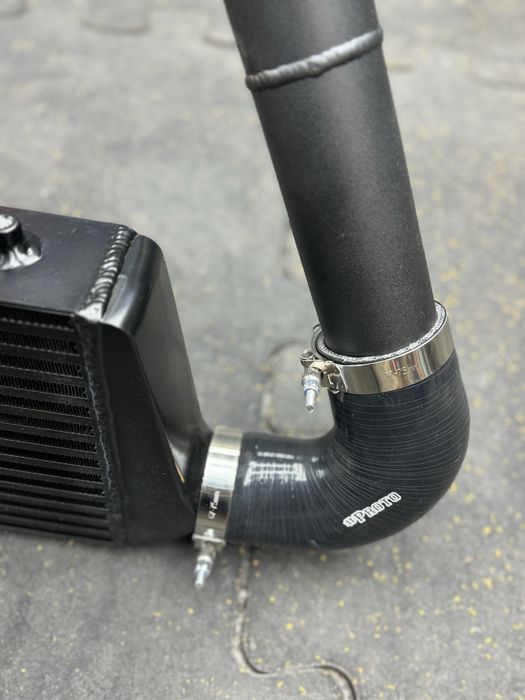 Челен Интеркулер за Opel Astra H 2.0T