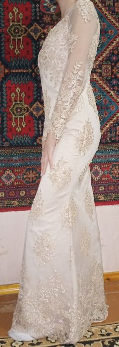 Продам нарядное платье